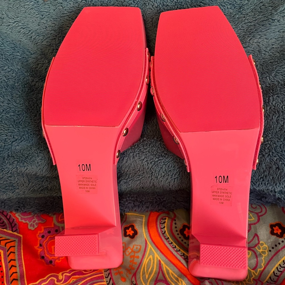 Dolls Kill Pink Heart Heels - Picture 5 of 5